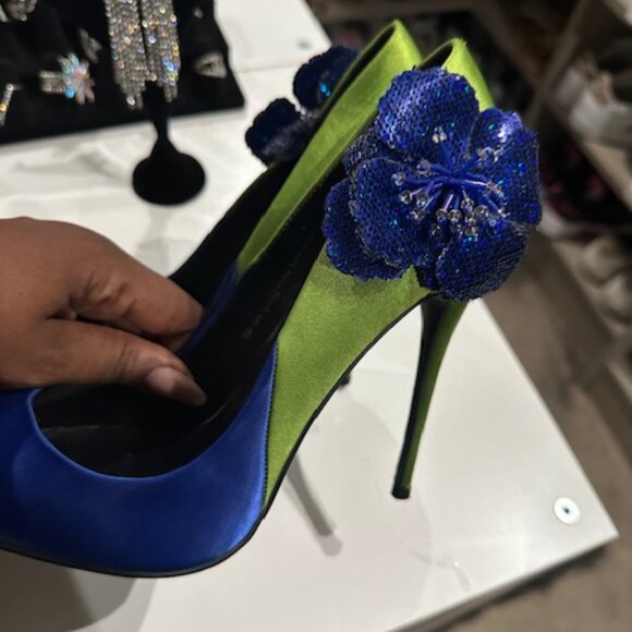 Green and Blue Stiletto Pumps in Silk Satin - Picture 2 of 6